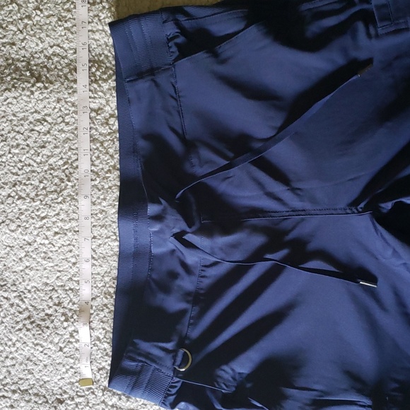 Ava Therese By Zavate 6-Pocket Cargo Jogger Stretch Scrub Pants in Navy - Picture 5 of 11